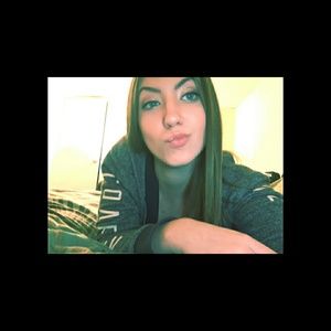 Meet your Posher, Lexi